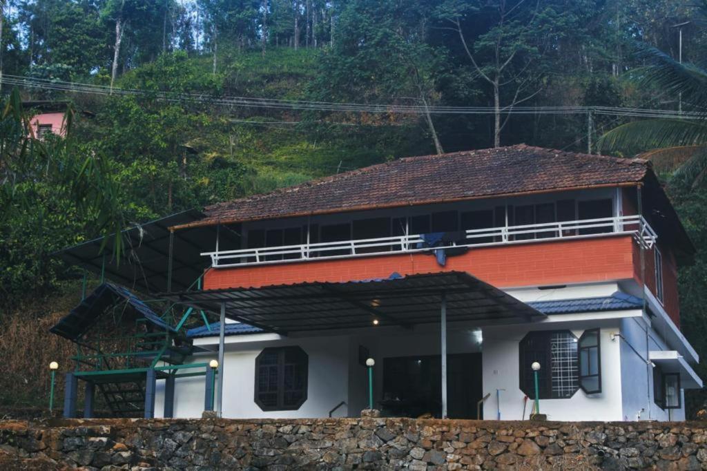 דירות ויטירי Mountain Manor מראה חיצוני תמונה